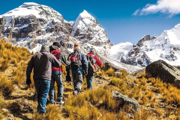 Differences Between Hike and Trek in Cusco