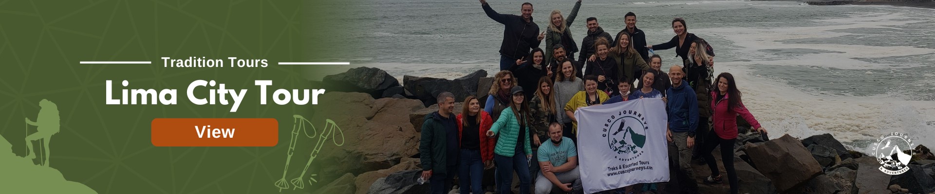 Lima City Tour: Tourists exploring Lima’s historic center, immersed in its cultural heritage.