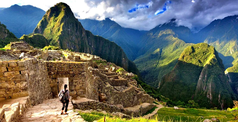 machu-picchu-travel